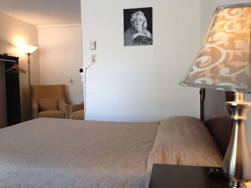 Motel Champlain Brossard