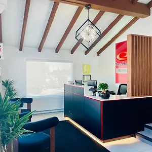  Lodge Econo